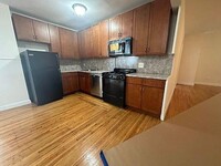 Building Photo - 2 bedroom in BRONX NY 10456