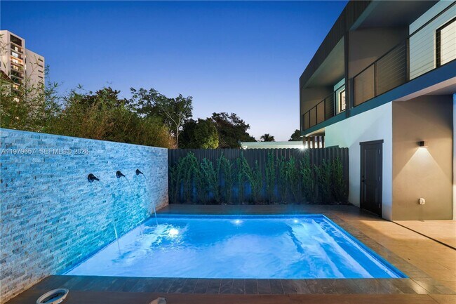 Building Photo - 3187 SW 23rd St