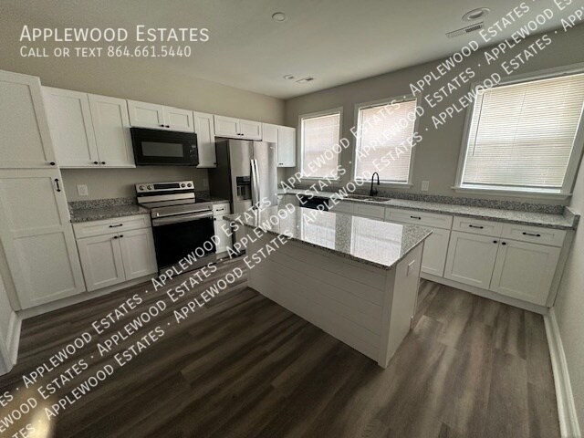 Building Photo - 298 Fremont Ave