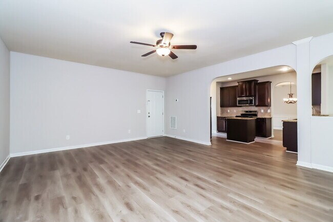 Building Photo - 638 Ocean Ave