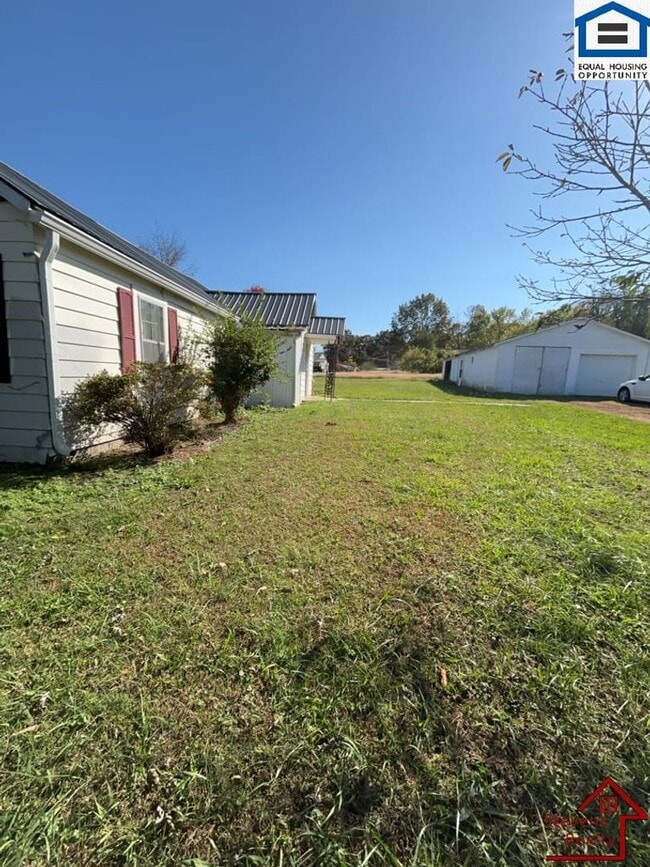 Building Photo - 312 Higginbotham Rd