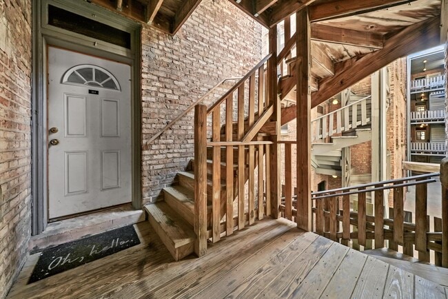 Building Photo - 1929b Grove Ave