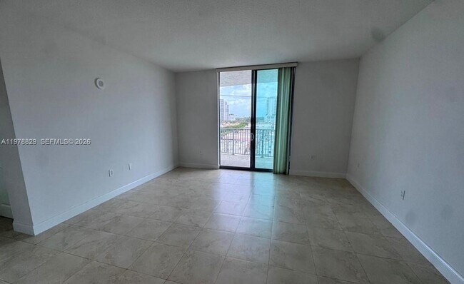 Building Photo - 140 S Dixie Hwy