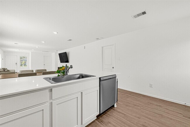 Building Photo - 13765 Kit Run