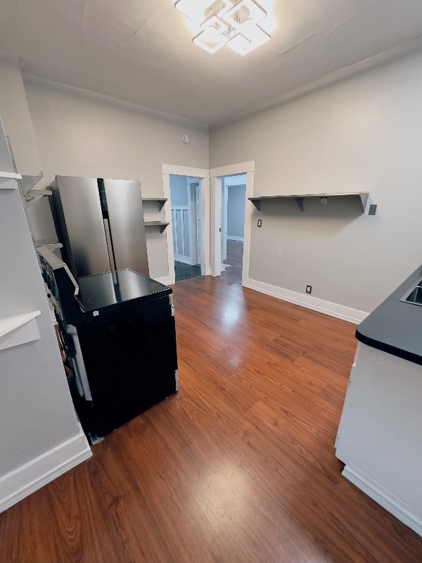 Building Photo - 506 E 17th St