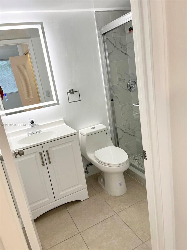 Building Photo - 10773 Cleary Blvd