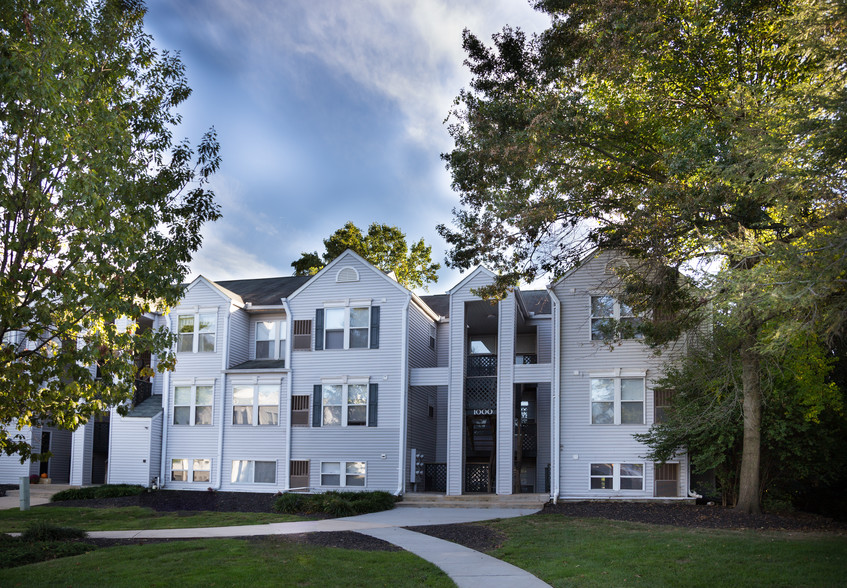 Arbor Pointe Exterior - Arbor Pointe Apartment Homes