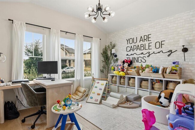 Building Photo - 6604 Coalinga Ln