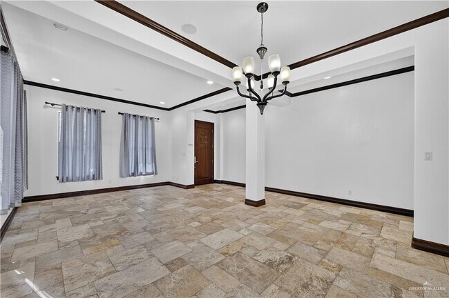 Building Photo - 3101 Santa Rita St