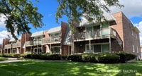 Building Photo - 504 Roberts Dr
