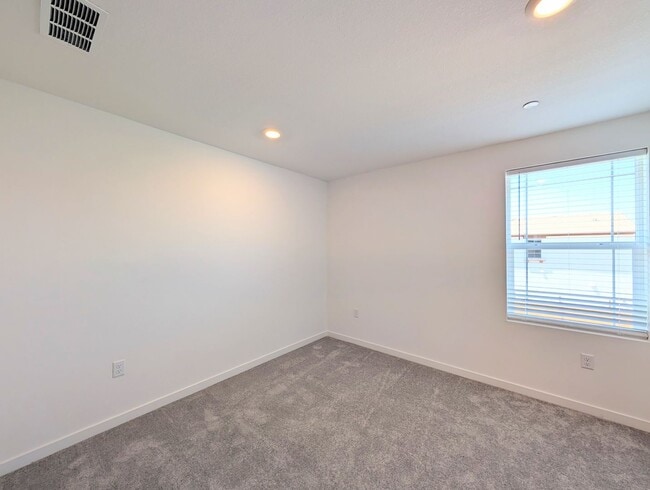 Building Photo - Beautiful Brand New Construction / Single ...