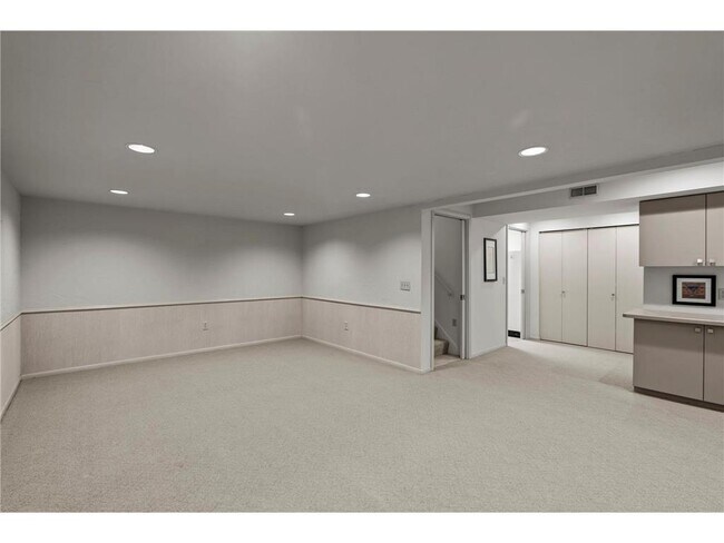 Building Photo - 14641 Crestview Ln