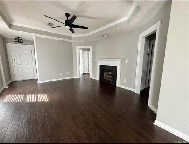 Building Photo - 8425 English Oak Loop