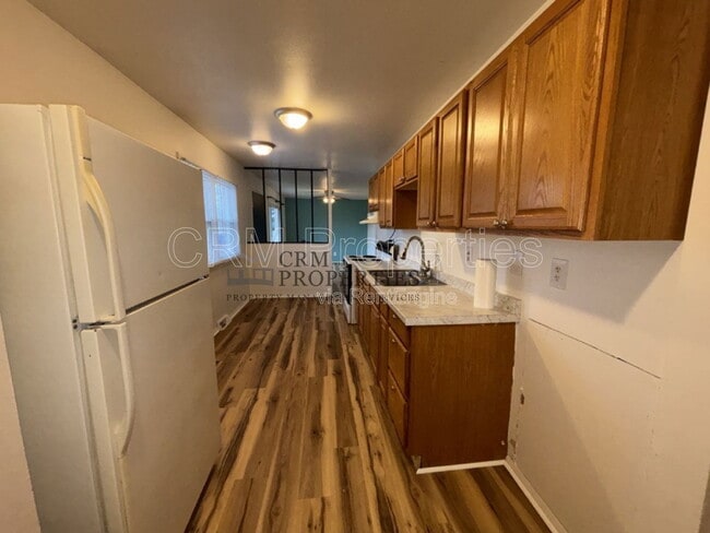 Building Photo - 811 Miami Blvd