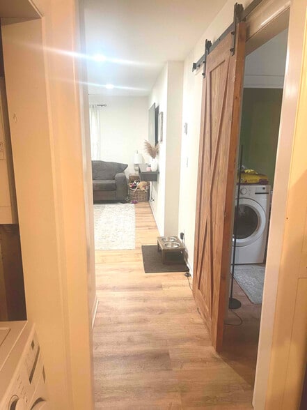 Building Photo - 5921 Harvest Ln