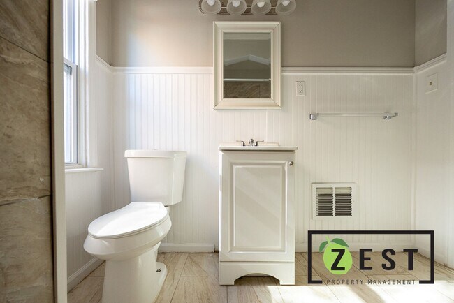 Building Photo - BEAUTIFUL 3 BED HOME