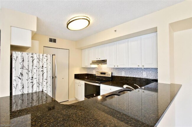 Building Photo - 8265 Ibis Club Dr