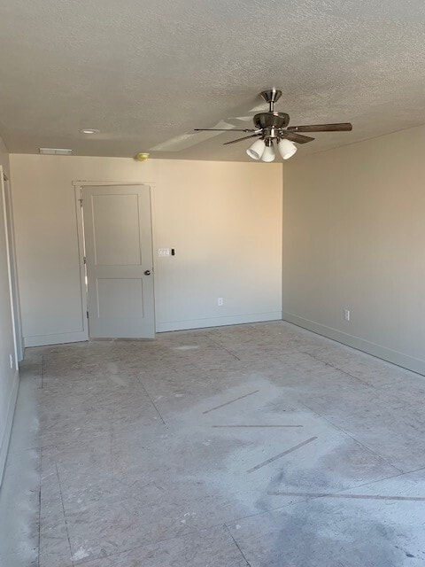 Building Photo - 88 250 N