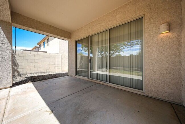 Building Photo - Charming 4BD, 2BA home in Chandler!