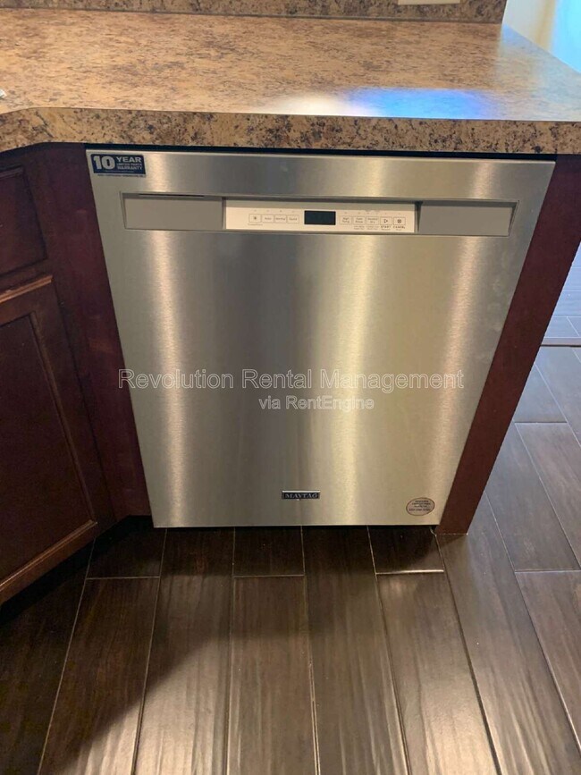 Building Photo - 1277 Image X-ing