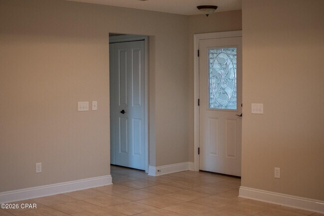 Building Photo - 4202 Dairy Farm Rd