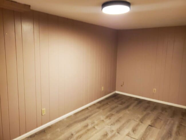 Building Photo - Charming 4 BR/ 2 BA North Spokane Home