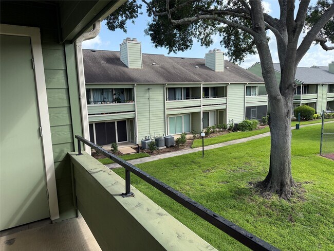 Building Photo - 14777 Wunderlich Dr