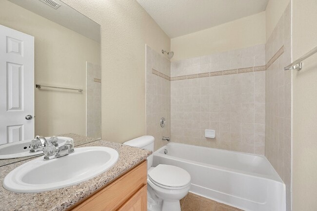 Building Photo - $1,795.95- 2-Bed 2.5 Bath Townhome in Colorado Springs with Fenced-in Yard and Laundry In Unit!