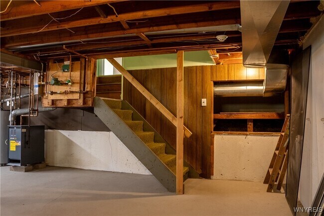 Building Photo - 102 Brooklane Dr