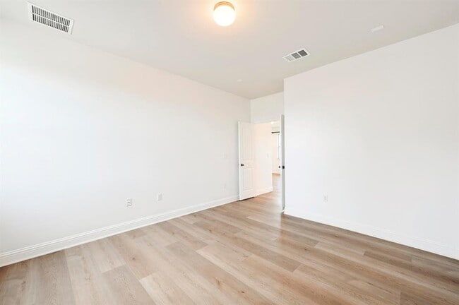 Building Photo - 12624 Ondara Dr