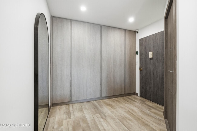 Building Photo - 480 Ocean Ave N