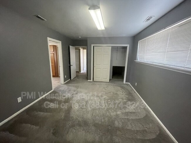 Building Photo - 9140 Judd Ln