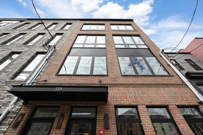 Building Photo - 339 Palisade Ave