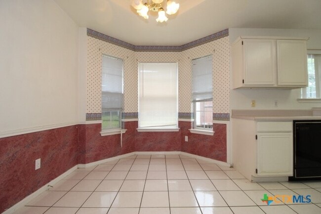 Building Photo - 4209 Adobe Dr