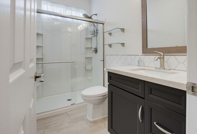 Building Photo - 3239 Canyon View Dr