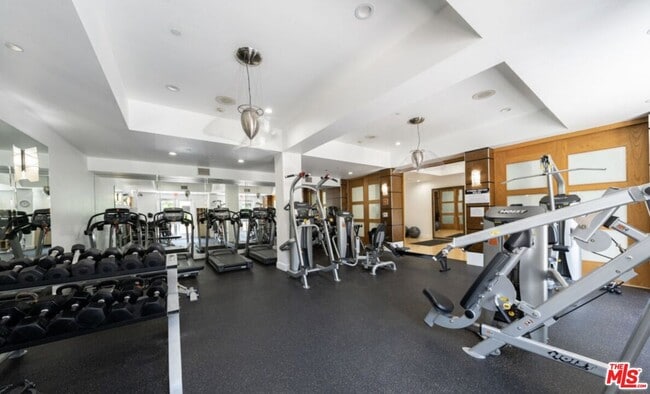 Building Photo - 100 S Alameda St