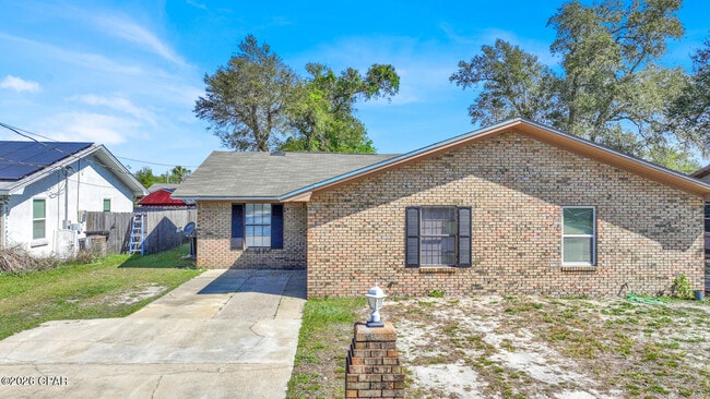 Building Photo - 5119 Marla Dr