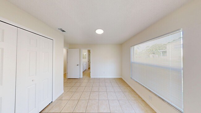 Building Photo - 4Br/ 2Bath Home In Clermont - Available Now!