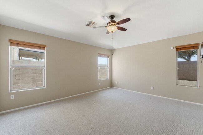 Building Photo - Maricopa Gem! 2,130 SF, Large Kitchen, AZ Room + Golf Course Living