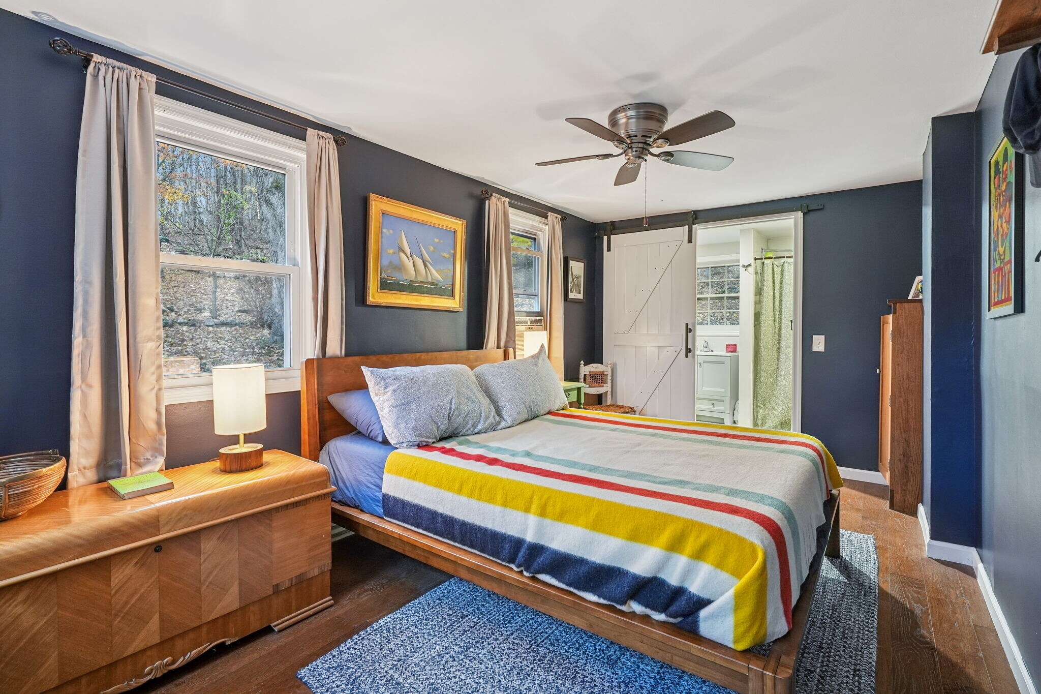 Building Photo - 916 E End Rd