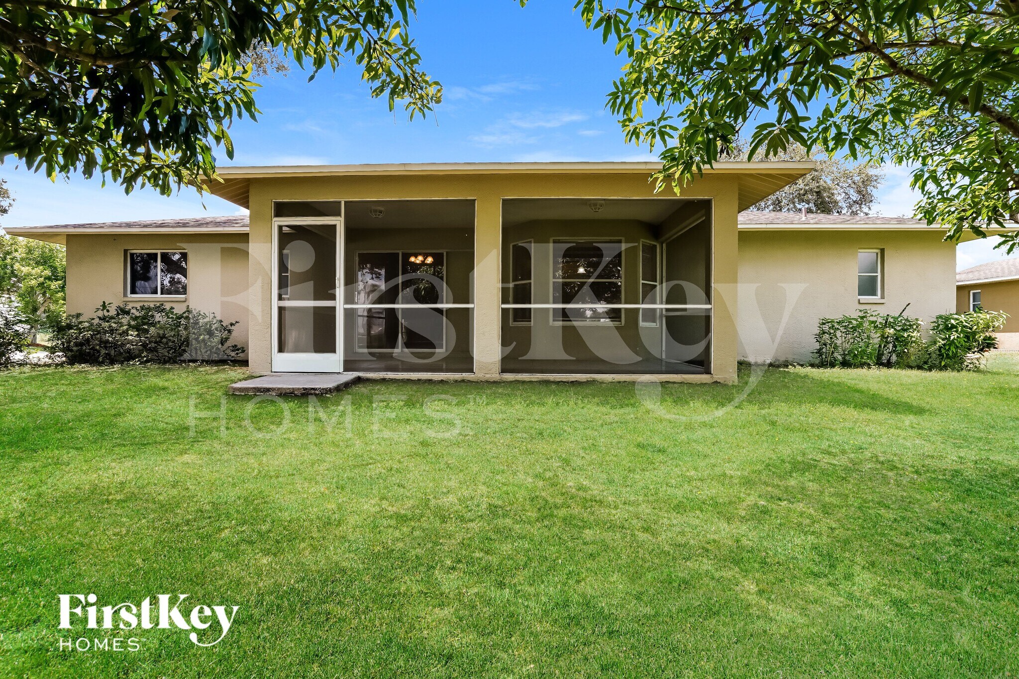 Building Photo - 8441 Bahamas Rd