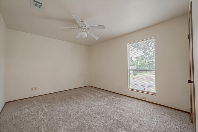 Building Photo - 227 Glencairn Ct