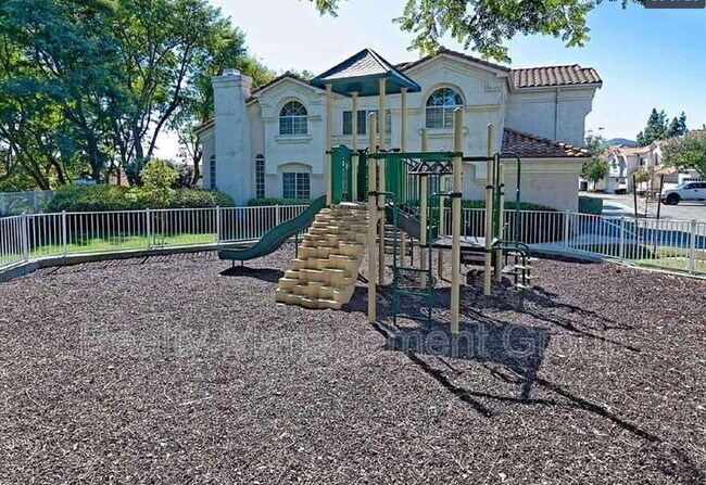 Building Photo - 1896 Matin Cir