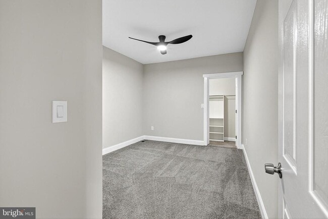 Building Photo - 2417 Washington St