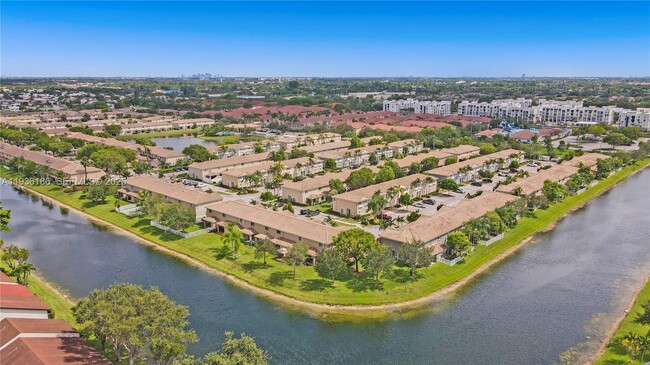 Building Photo - 5967 Glasgow Way