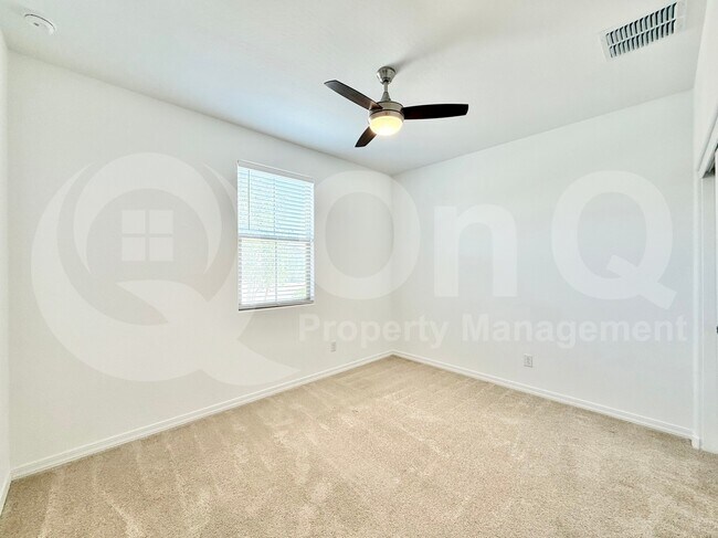 Building Photo - 40785 W Agave Rd