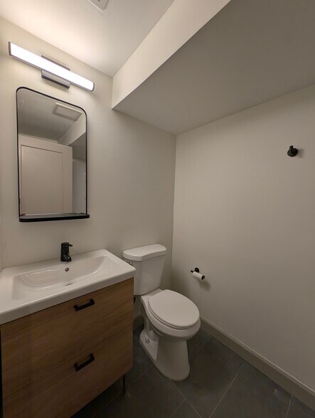 Building Photo - 4111 McRee Ave