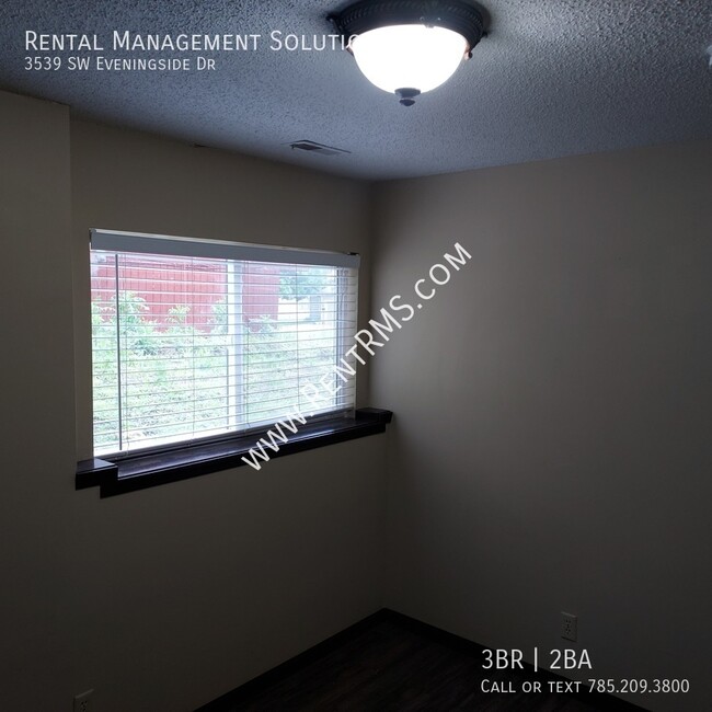 Building Photo - 3539 SW Eveningside Dr