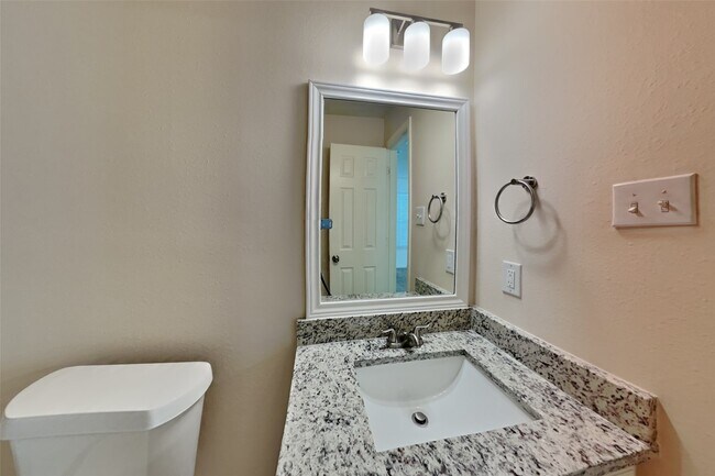 Building Photo - 5018 Woodland Meadows Ln
