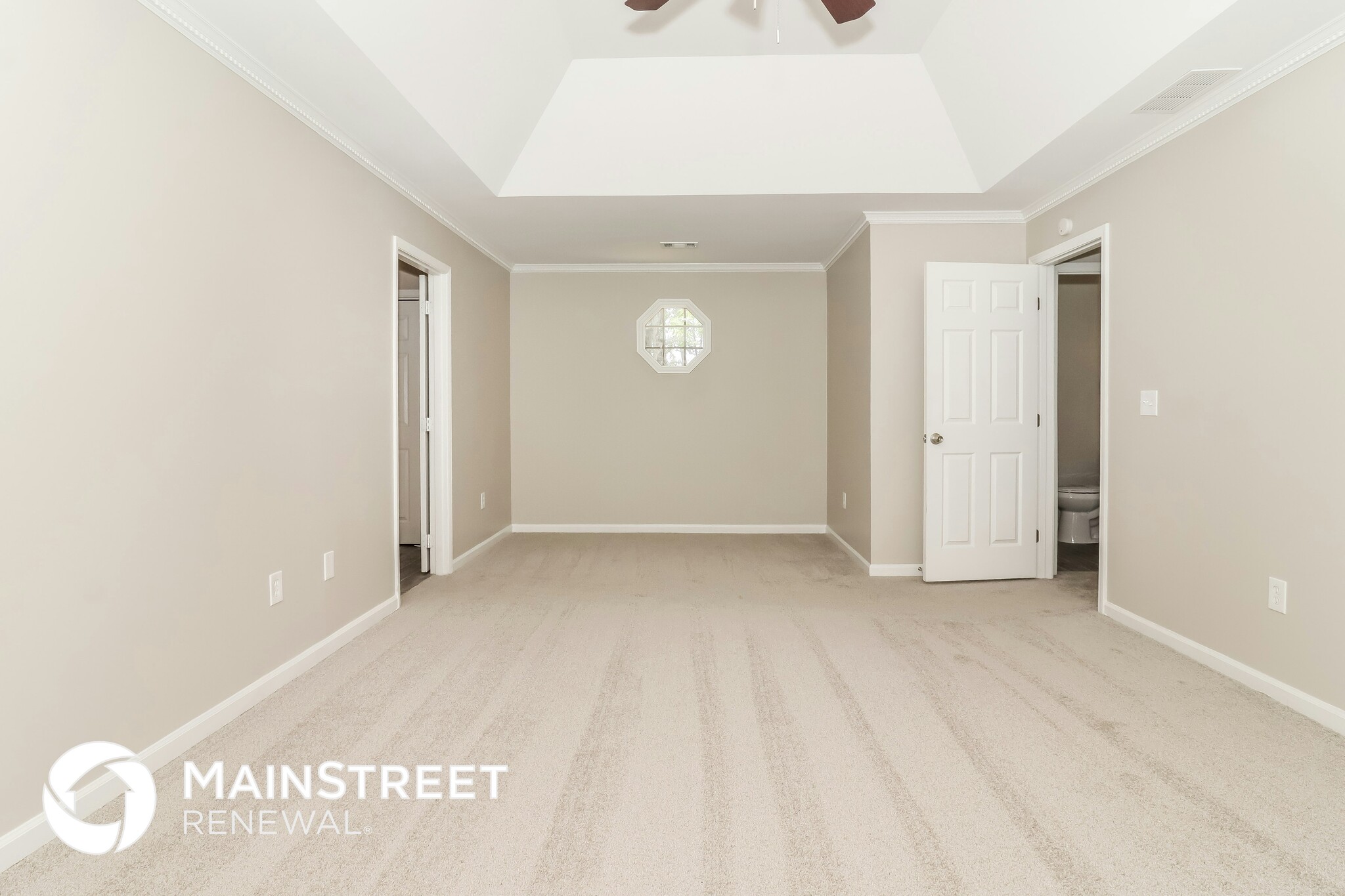 Building Photo - 1557 Isham Dr